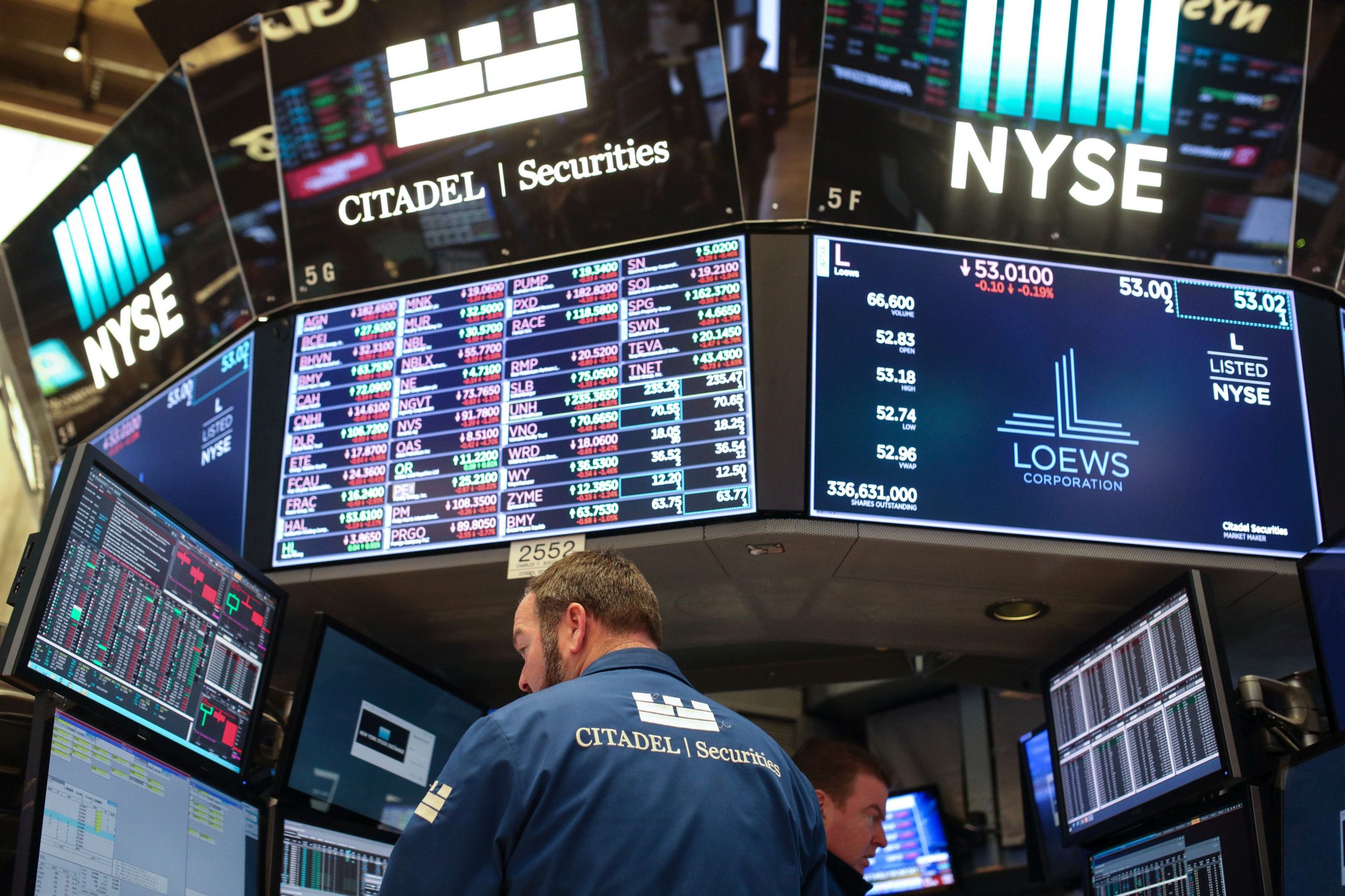 Optimism pe bursele americane. Goldman Sachs vede S&P 500 la 5.200 de puncte la final de an
